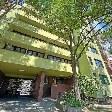Hostel Dom Studencki Zodiak Vratislav Exteriér fotografie